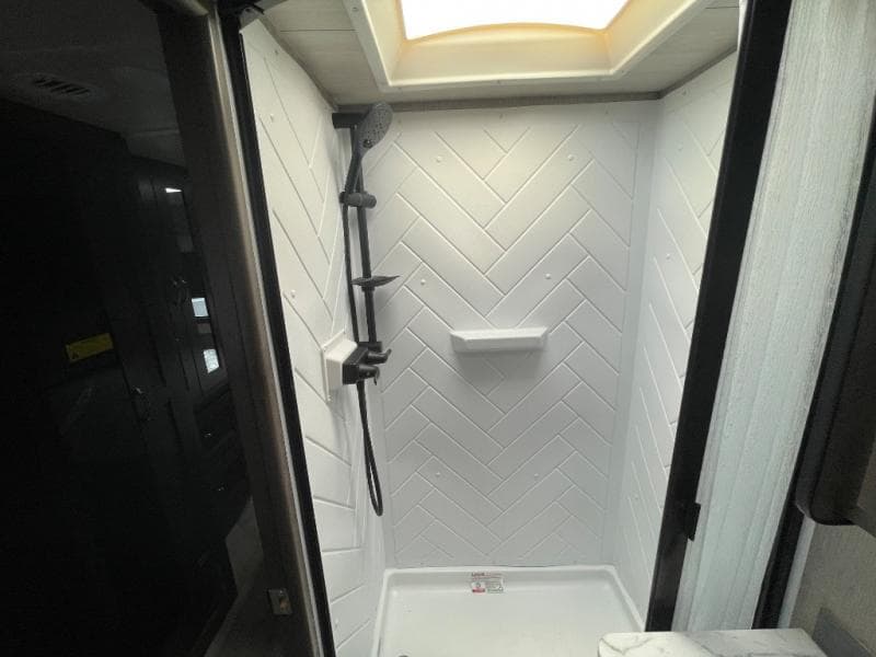 2025 Nexus RV 2025 Nexus RV Viper - thumbnail 28