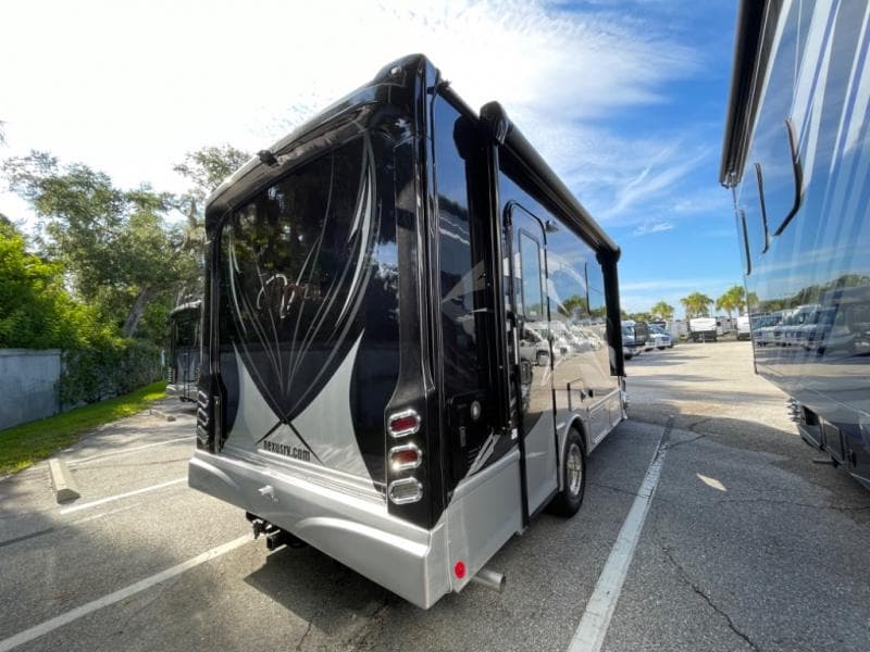 2025 Nexus RV 2025 Nexus RV Viper - thumbnail 10