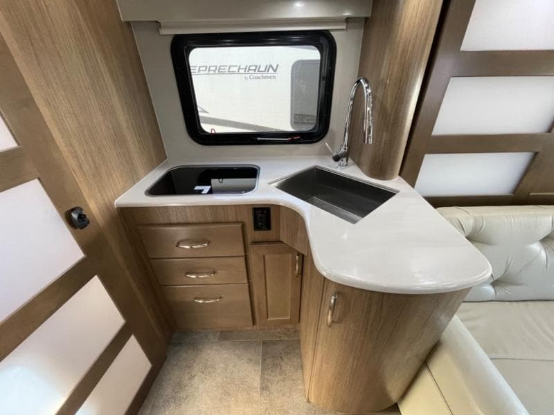 2019 Pleasure-Way 2019 Pleasure-Way Plateau - thumbnail 14