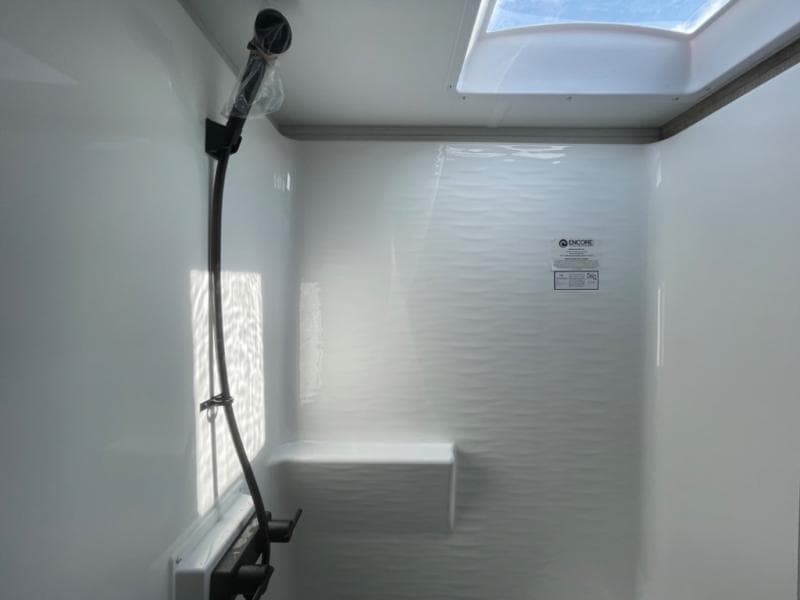 2025 Keystone RV 2025 Keystone RV Alpine Avalanche Edition - thumbnail 29