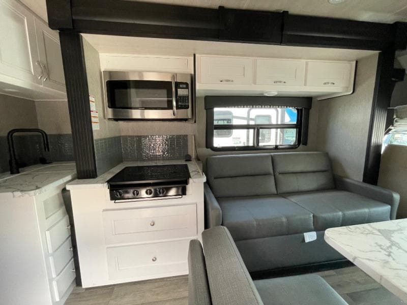 2025 Nexus RV 2025 Nexus RV Triumph - thumbnail 19