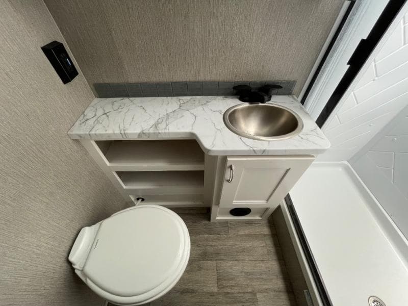 2025 Nexus RV 2025 Nexus RV Triumph - thumbnail 34