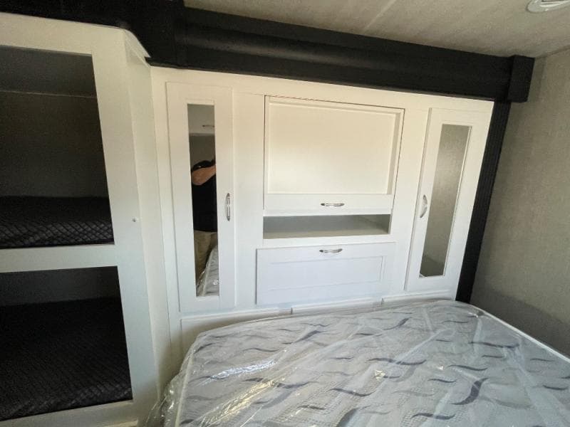 2025 Nexus RV 2025 Nexus RV Triumph - thumbnail 37