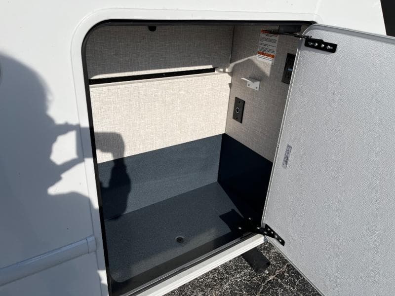 2025 Thor Motor Coach 2025 Thor Motor Coach Quantum - thumbnail 15