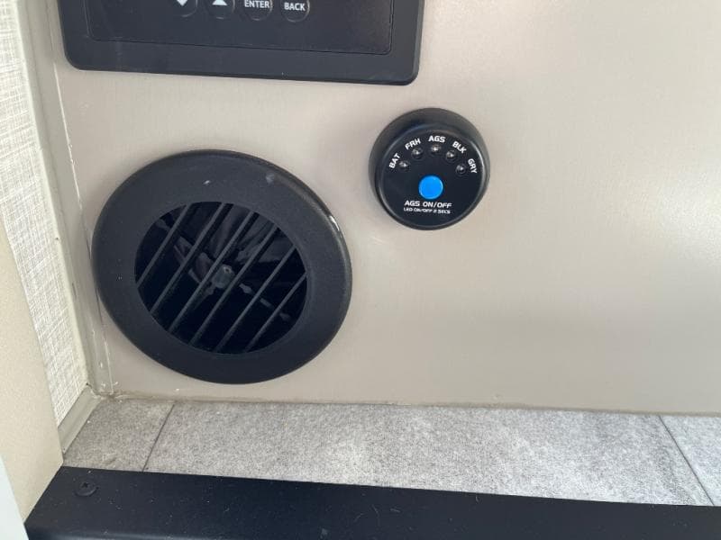 2025 Thor Motor Coach 2025 Thor Motor Coach Quantum - thumbnail 23