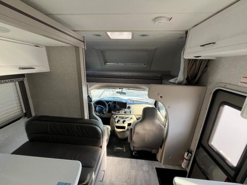 2025 Thor Motor Coach 2025 Thor Motor Coach Quantum - thumbnail 29