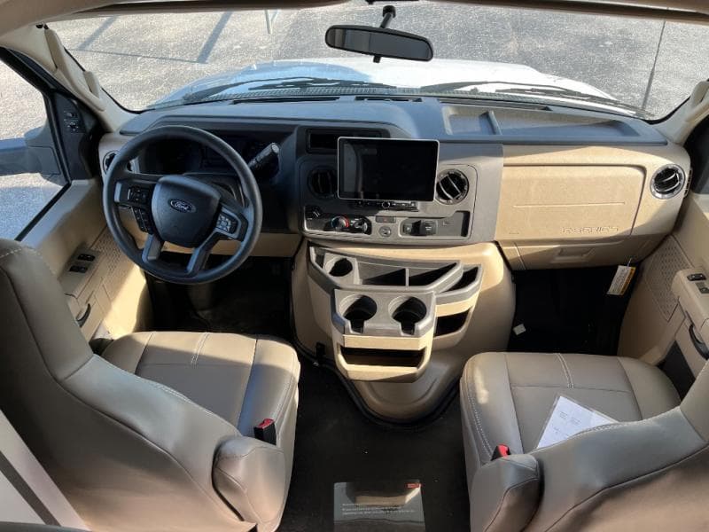 2025 Thor Motor Coach 2025 Thor Motor Coach Quantum - thumbnail 31