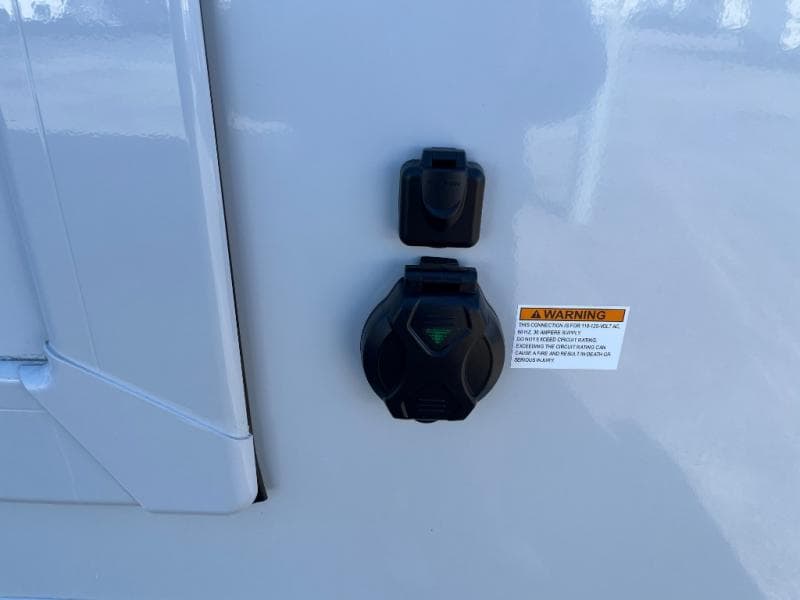 2025 Thor Motor Coach 2025 Thor Motor Coach Quantum - thumbnail 9