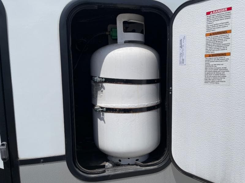 2023 Coachmen 2023 Coachmen Chaparral - thumbnail 12