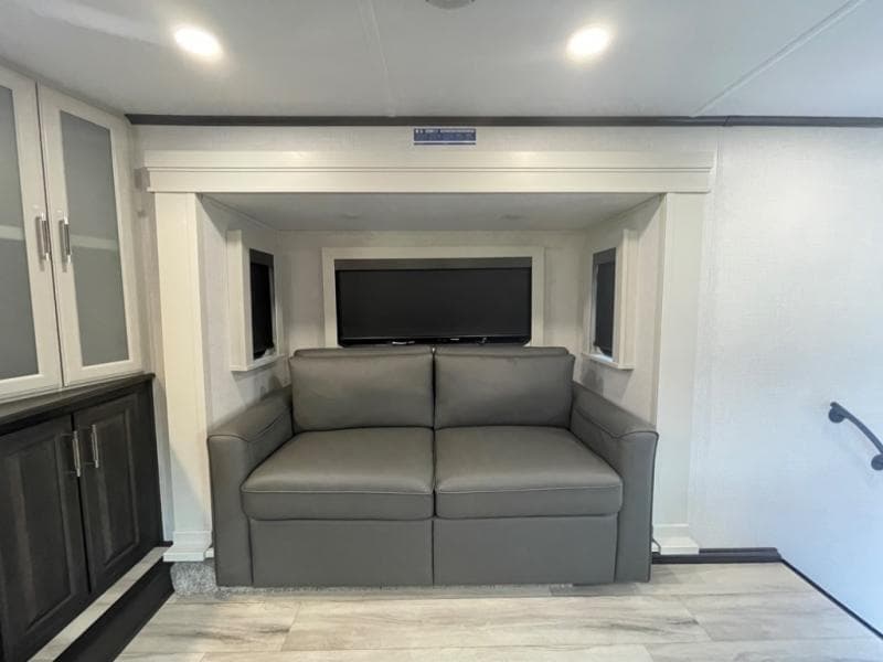 2025 Keystone RV 2025 Keystone RV Alpine - thumbnail 15