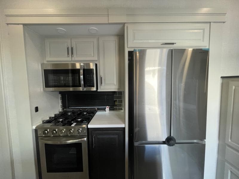 2025 Keystone RV 2025 Keystone RV Alpine - thumbnail 23