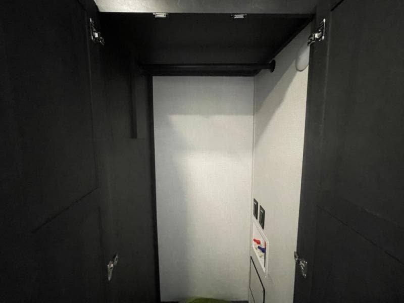 2025 Keystone RV 2025 Keystone RV Alpine - thumbnail 34