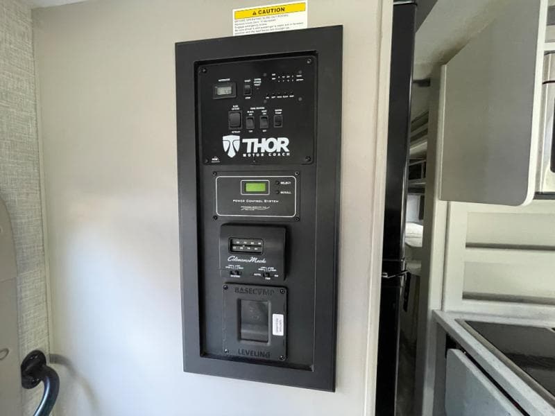 2024 Thor Motor Coach 2024 Thor Motor Coach Quantum - thumbnail 41