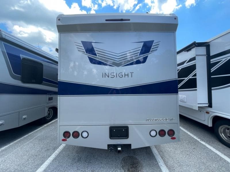 2025 Fleetwood RV 2025 Fleetwood RV Insight - thumbnail 8
