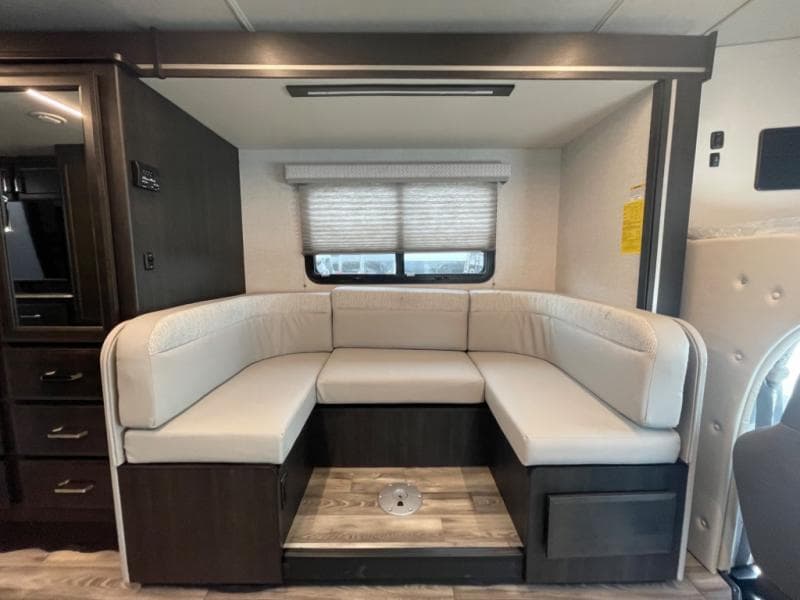 2025 Fleetwood RV 2025 Fleetwood RV Altitude - thumbnail 24