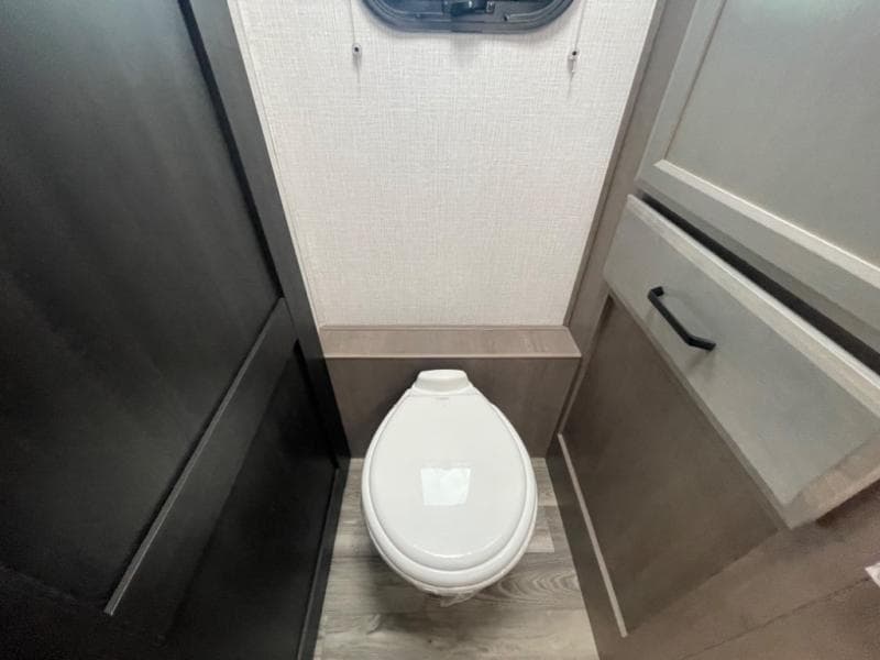 2025 Fleetwood RV 2025 Fleetwood RV Altitude - thumbnail 34