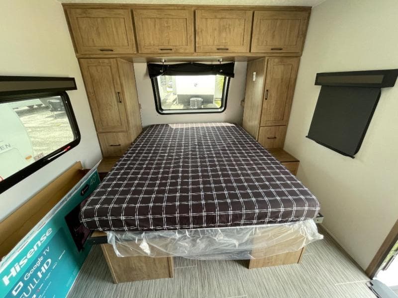 2025 Coachmen 2025 Coachmen Freedom Express Ultra Lite - thumbnail 21