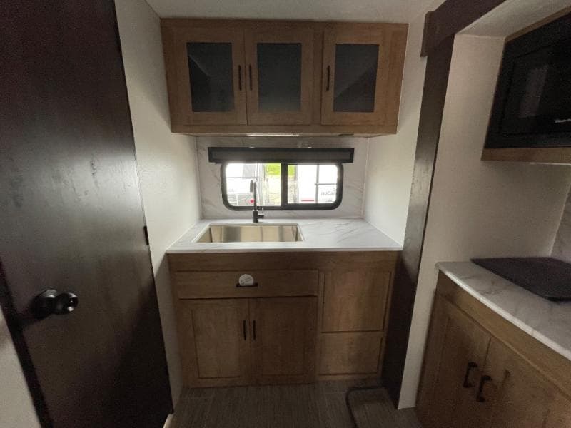 2025 Coachmen 2025 Coachmen Freedom Express Ultra Lite - thumbnail 32