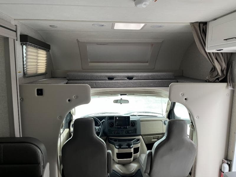 2025 Thor Motor Coach 2025 Thor Motor Coach Quantum - thumbnail 17