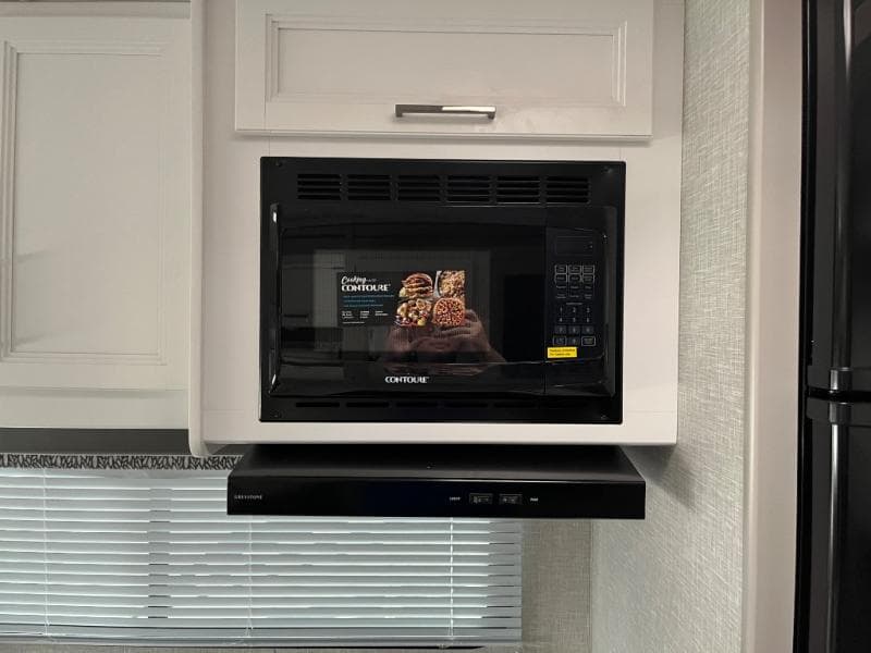 2025 Thor Motor Coach 2025 Thor Motor Coach Quantum - thumbnail 28