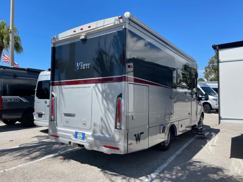 2025 Winnebago 2025 Winnebago View - thumbnail 8