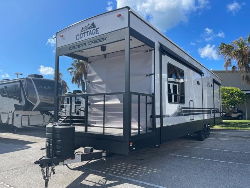 2024 Cedar Creek 2024 Cedar Creek Cottage - thumbnail 4