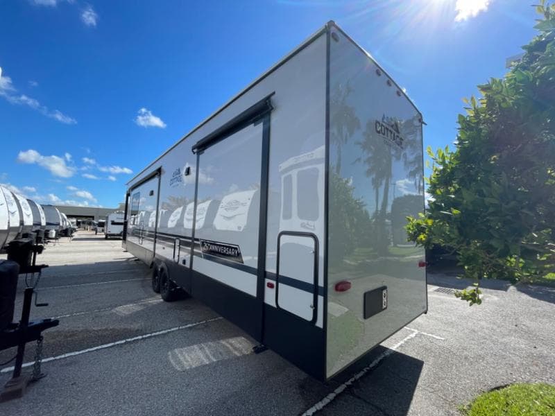 2024 Cedar Creek 2024 Cedar Creek Cottage - thumbnail 5