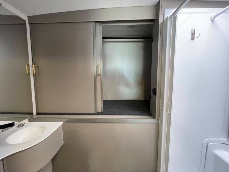 2025 Winnebago 2025 Winnebago View - thumbnail 17