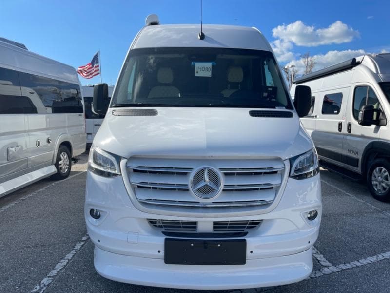 2025 Midwest Automotive Designs 2025 Midwest Automotive Designs Passage - thumbnail 3