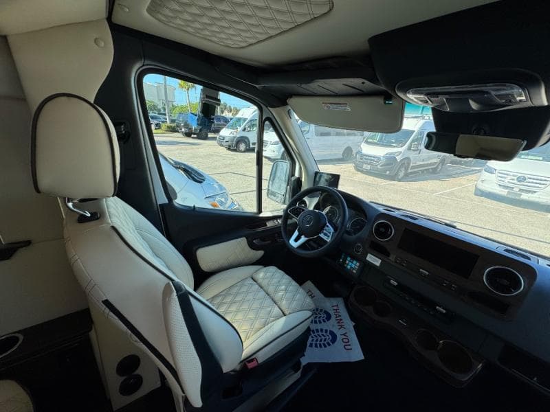 2025 Midwest Automotive Designs 2025 Midwest Automotive Designs Passage - thumbnail 25