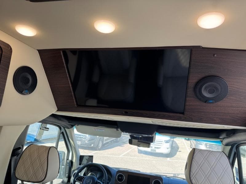 2025 Midwest Automotive Designs 2025 Midwest Automotive Designs Passage - thumbnail 26