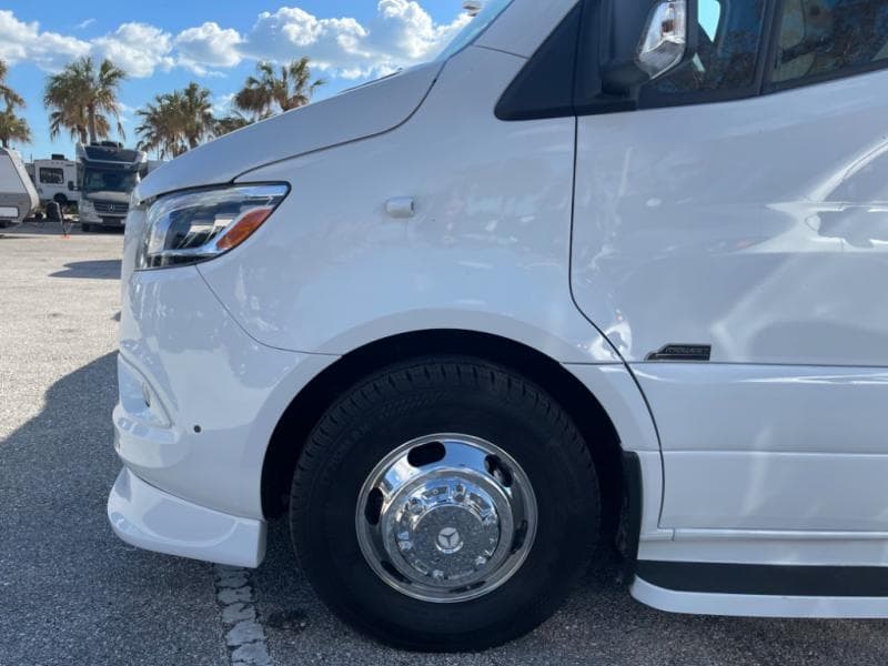 2025 Midwest Automotive Designs 2025 Midwest Automotive Designs Passage - thumbnail 5