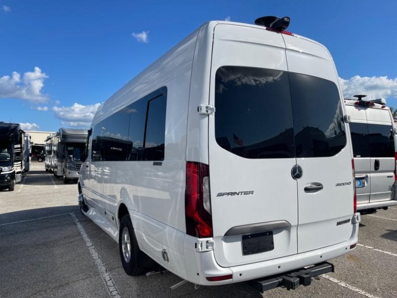 2025 Midwest Automotive Designs 2025 Midwest Automotive Designs Passage - thumbnail 6