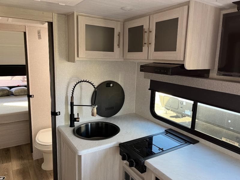 2025 Forest River 2025 Forest River R-Pod - thumbnail 25