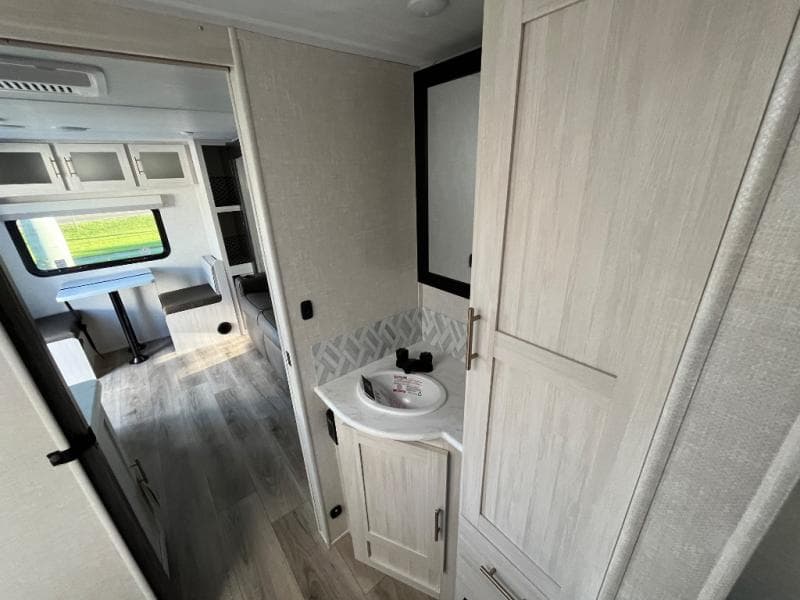 2025 Forest River 2025 Forest River R-Pod - thumbnail 34