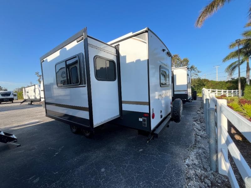 2025 Forest River 2025 Forest River R-Pod - thumbnail 9