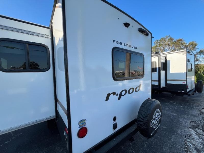 2025 Forest River 2025 Forest River R-Pod - thumbnail 10