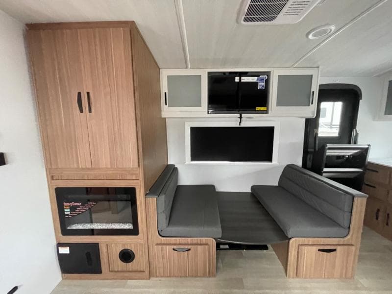 2025 Springdale 2025 Springdale 261BHC - thumbnail 10