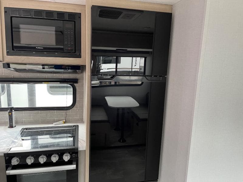 2025 Dutchmen 2025 Dutchmen Kodiak - thumbnail 27