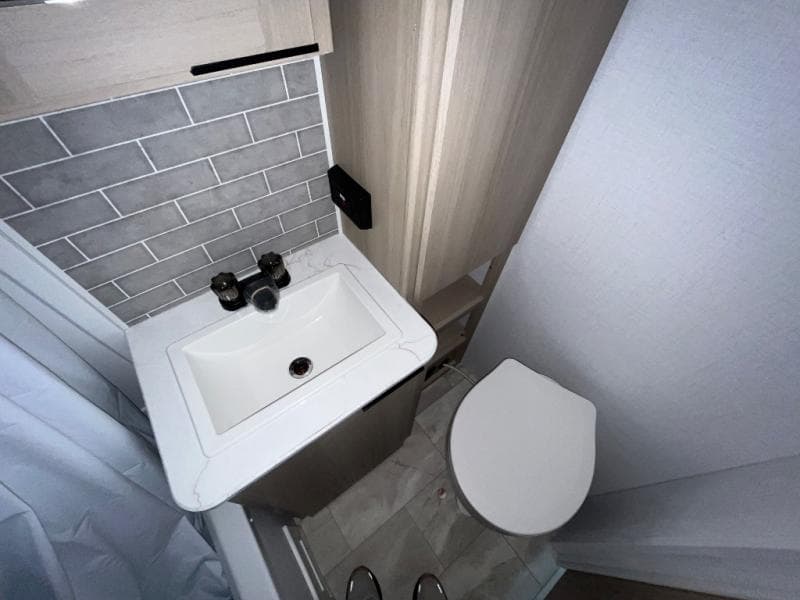 2025 Dutchmen 2025 Dutchmen Kodiak - thumbnail 29