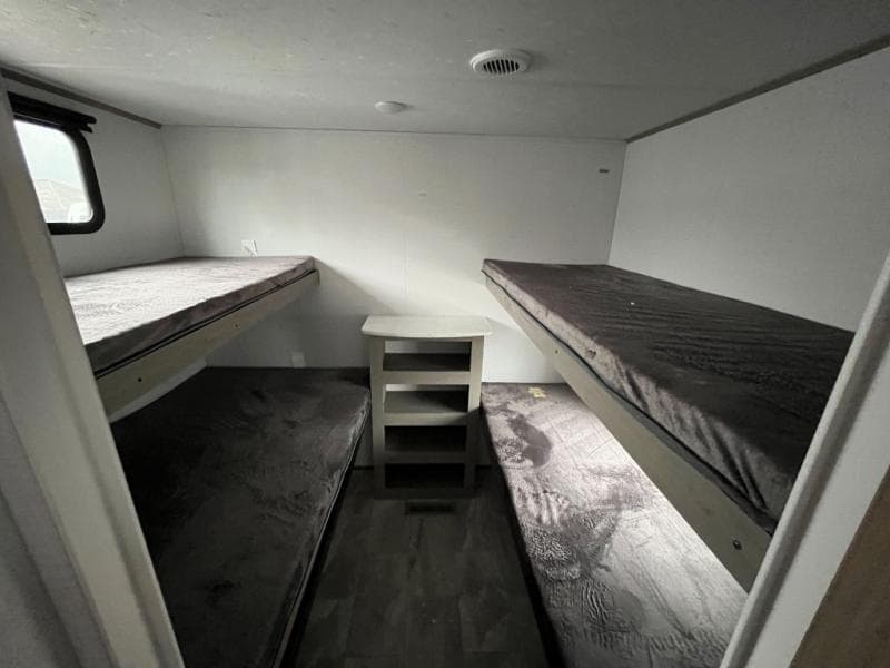 2025 Dutchmen 2025 Dutchmen Kodiak - thumbnail 34