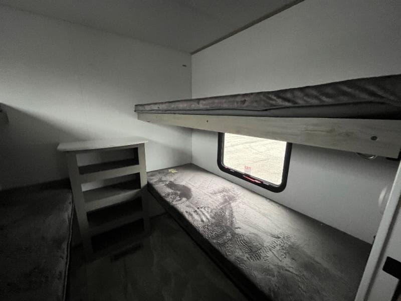 2025 Dutchmen 2025 Dutchmen Kodiak - thumbnail 35