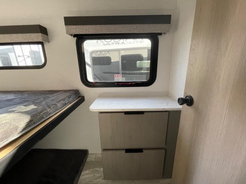 2025 Dutchmen 2025 Dutchmen Kodiak - thumbnail 16