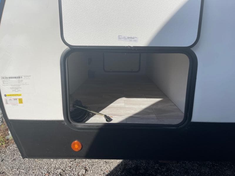 2025 Dutchmen 2025 Dutchmen Kodiak - thumbnail 5