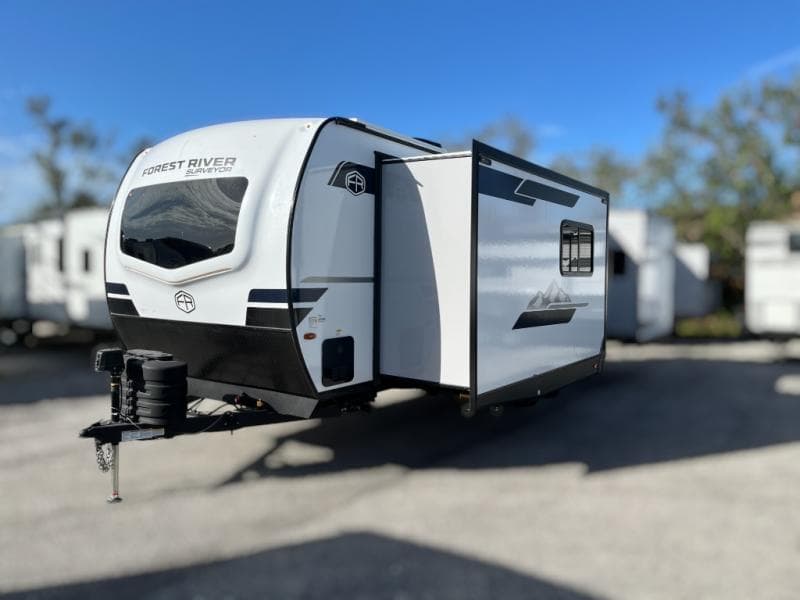 2025 Forest River 2025 Forest River Surveyor Grand - thumbnail 3