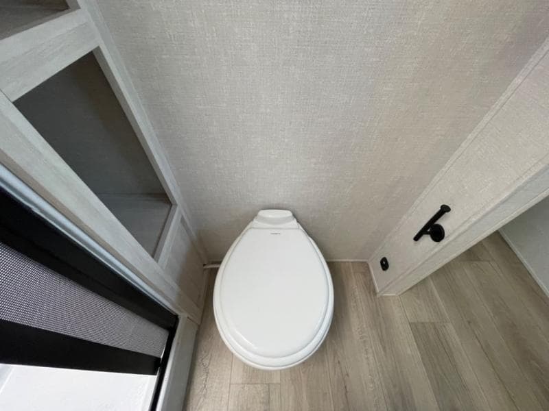 2025 Forest River 2025 Forest River Grand Surveyor - thumbnail 18