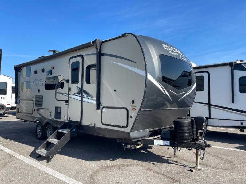 2021 Flagstaff Micro Lite FLAGSTAFF 25BRDS