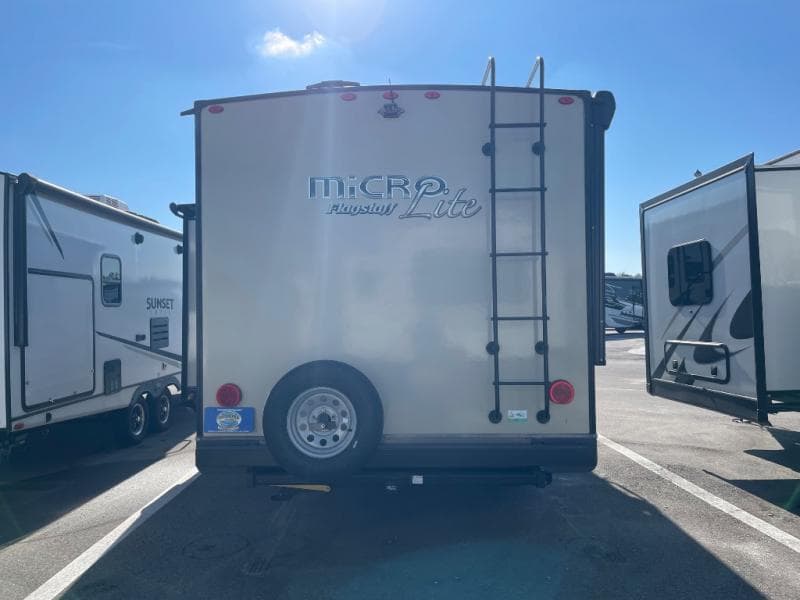 2021 Flagstaff Micro Lite 2021 Flagstaff Micro Lite FLAGSTAFF - thumbnail 5