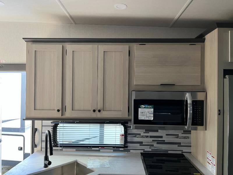 2025 Forest River 2025 Forest River Cardinal - thumbnail 32