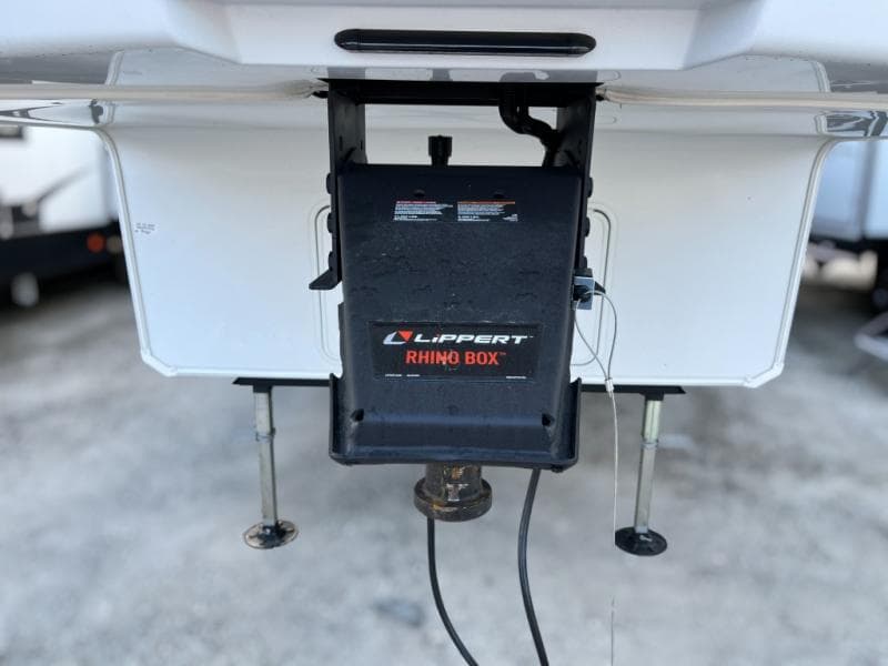 2025 Forest River 2025 Forest River Cardinal - thumbnail 5